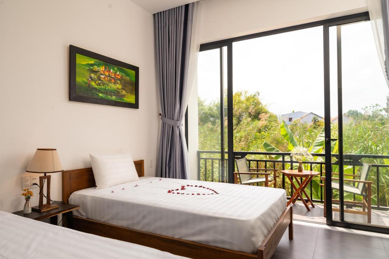 The Boathouse Riverside Homestay Хой Ан Екстериор снимка