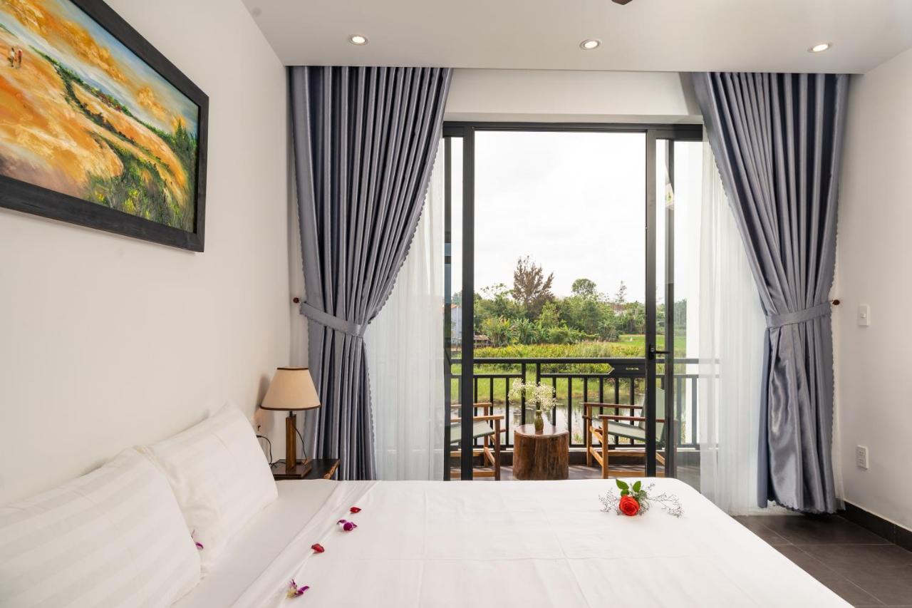 The Boathouse Riverside Homestay Хой Ан Екстериор снимка