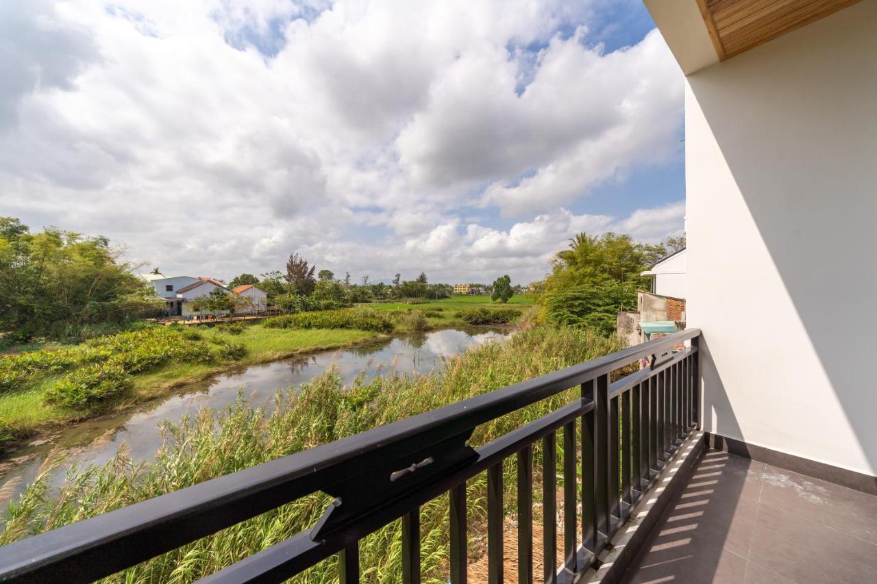 The Boathouse Riverside Homestay Хой Ан Екстериор снимка