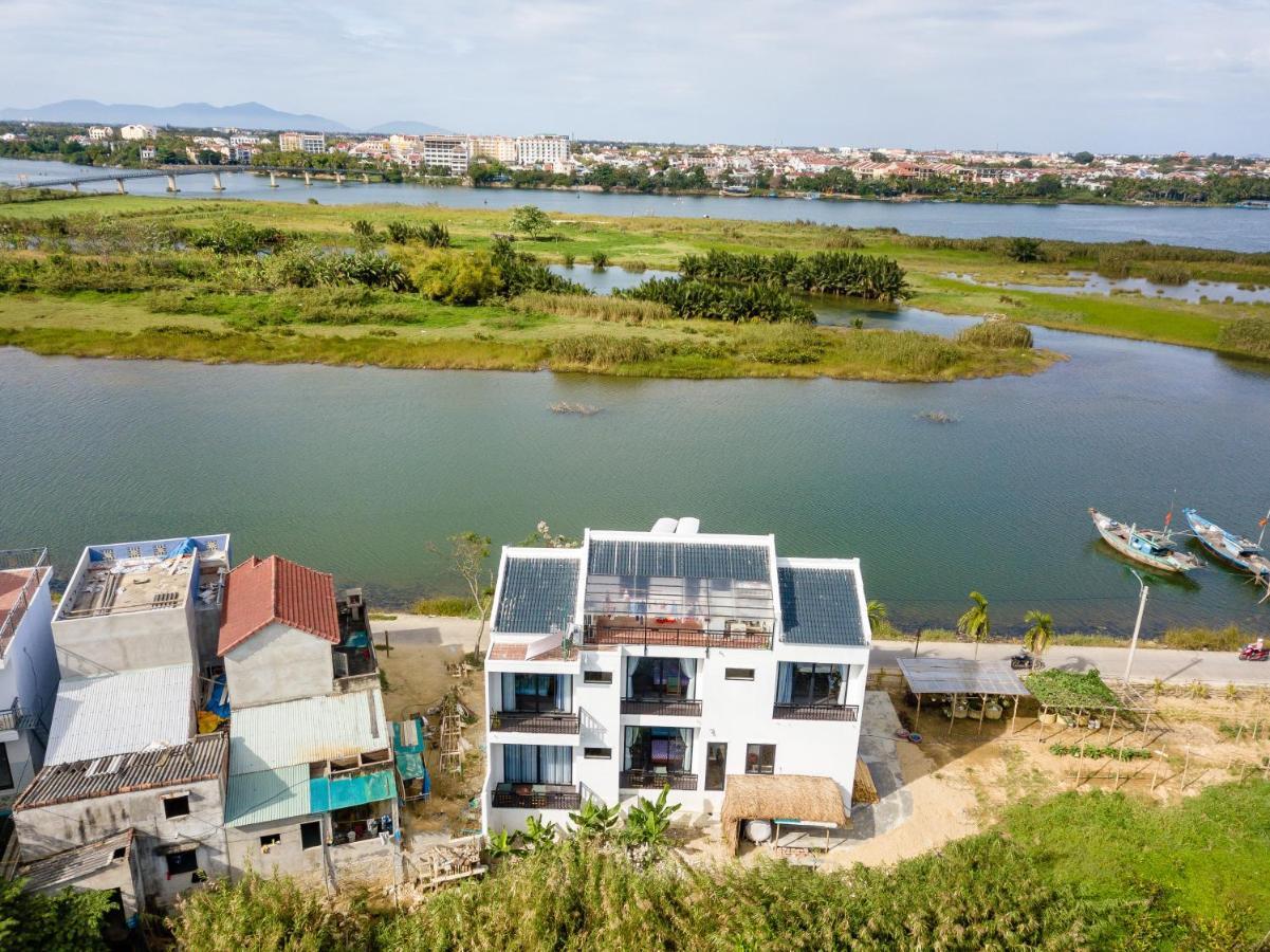 The Boathouse Riverside Homestay Хой Ан Екстериор снимка