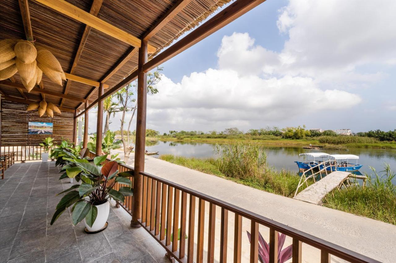 The Boathouse Riverside Homestay Хой Ан Екстериор снимка